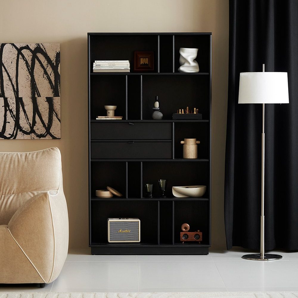 Dark-Chocolate-Shelves-lifestyle-Image-2